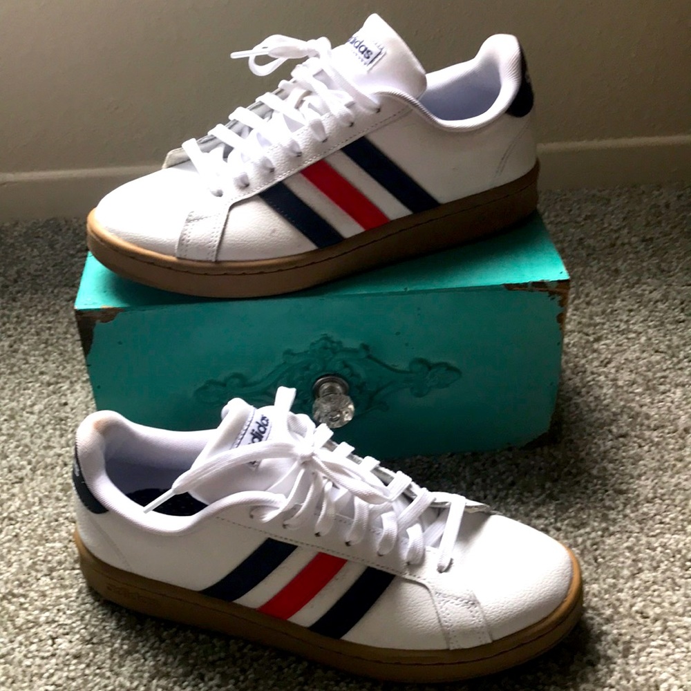 Adidas Men’s Grand Court